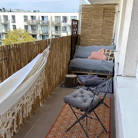 Klimatyczne Mieszkanie Na Spokojnym Osiedlu Apartment